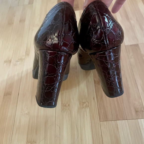 Like New! Armani platforms - Picture 3 of 5